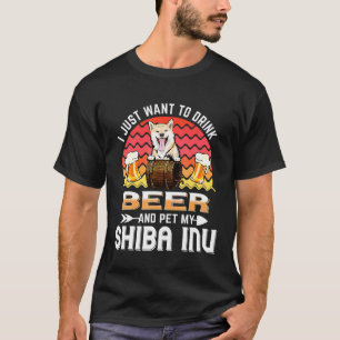 Camiseta Eu só quero beber cerveja e comer meu cachorro Sh