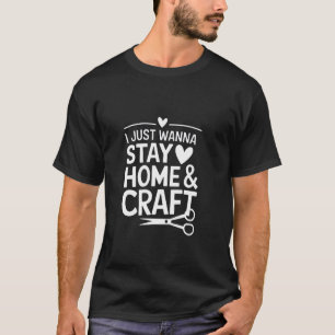 Camiseta eu só quero ficar em casa e criar, Criação Diverti