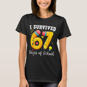 Camiseta Eu Sobrevivi a 67 Dias de Escola Engraçado 67 Meme
