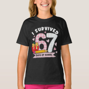 Camiseta Eu Sobrevivi a 67 Dias de Humor de Estudante Escol