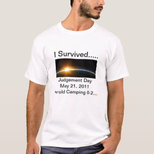 CAMISETA EU SOBREVIVI AO DIA DO JUÍZO FINAL