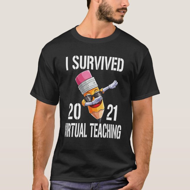 Camiseta Eu Sobrevivi Ao Ensino Virtual No Final Do Ano De  (Frente)