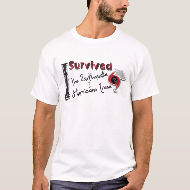Camiseta Eu sobrevivi ao terremoto & ao furacão Irene (Frente)