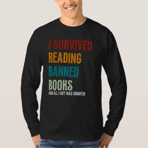 Camiseta Eu Sobrevivi Lendo Livros Proibidos Amor por Livr