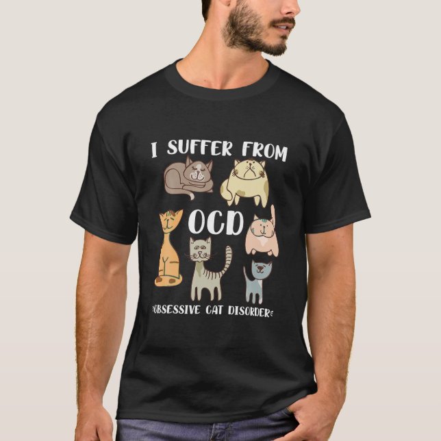 Camiseta Eu Sofro de Transtorno Obsessivo de Gato de Oculta (Frente)