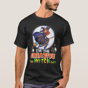 Camiseta Eu sou a bruxa criativa que voa a lua de vassoura