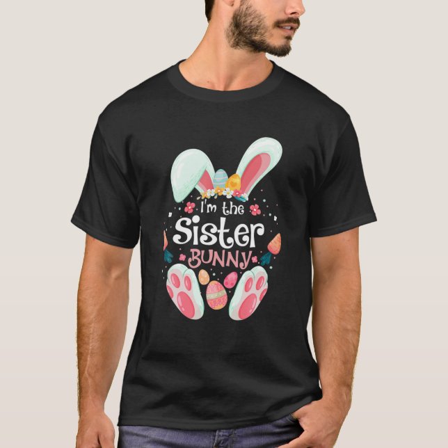 Camiseta Eu sou a Irmã Coelhinha da Páscoa Familiar (Frente)