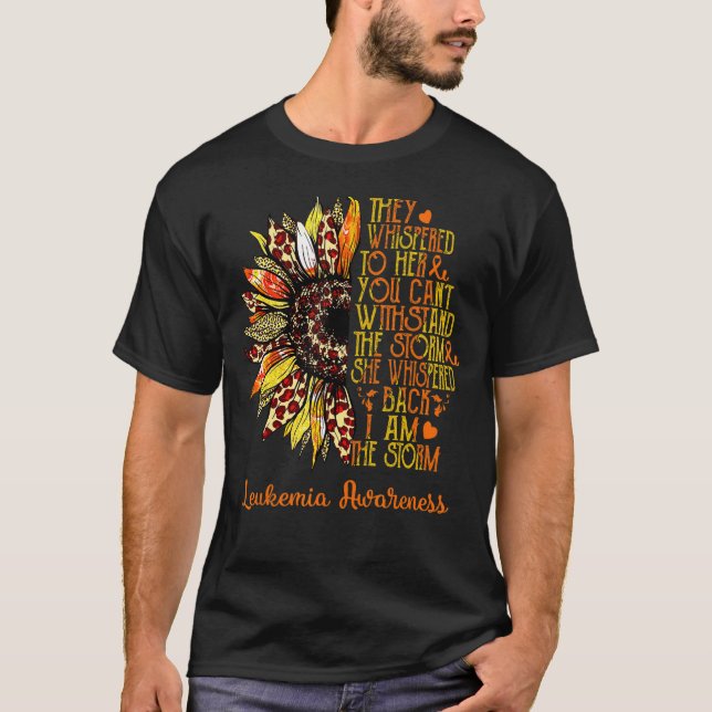 Camiseta Eu sou a tempestade Sunflower Leopard Leukemia Gue (Frente)