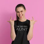 Camiseta Eu sou a tia LEGAL<br><div class="desc">Esta camiseta "Eu sou a tia Legal" faz presente excelente das crianças para sua tia divertida. Também uma forma excelente de anunciar que você está grávida. Dar esta camisa engraçada é uma maneira divertida de fazer o grande anúncio à sua irmã de que você está esperando um bebê e que...</div>