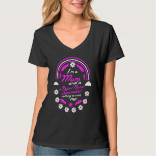 Camiseta Eu sou mãe e especialista em enfermeiros clínicos,