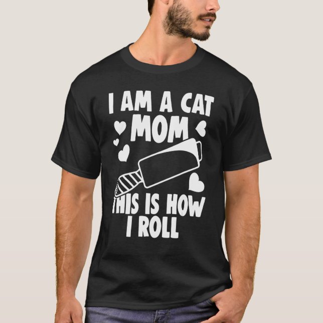 Camiseta Eu Sou Proprietário De Gatos É Assim Que Eu Rolo P (Frente)