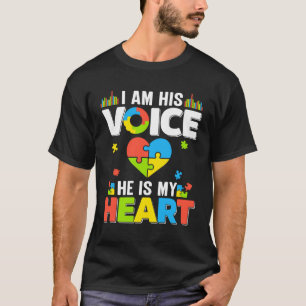 Camiseta Eu Sou Sua Voz Ele É Meu Coração Autista Conscient