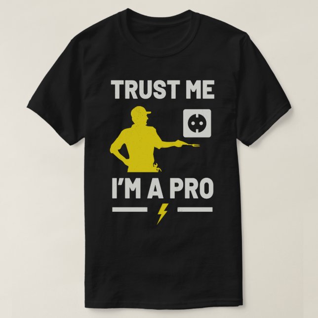 Camiseta Eu Sou Um Elétrico Engraçado Pró (Frente do Design)