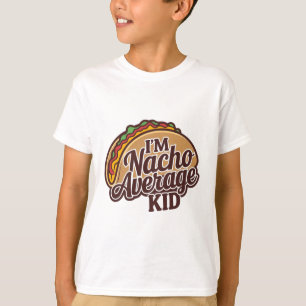 Camiseta Eu sou um garoto médio machão