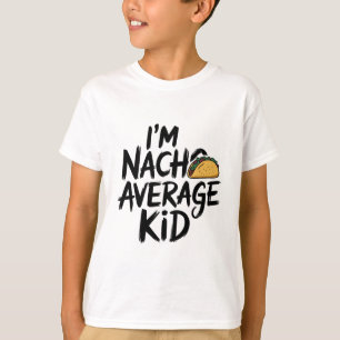 Camiseta Eu sou um garoto médio machão