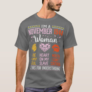Camiseta Eu Sou Um Incêndio De Mulher De Novembro De 1944 E