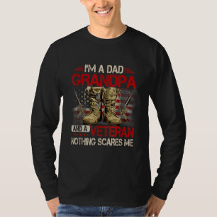 Camiseta Eu sou um vovô Pai e um viciado em bandeira americ