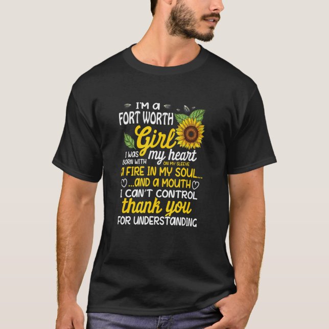 Camiseta Eu sou uma Forte Valente Garota. Eu estava nascer  (Frente)