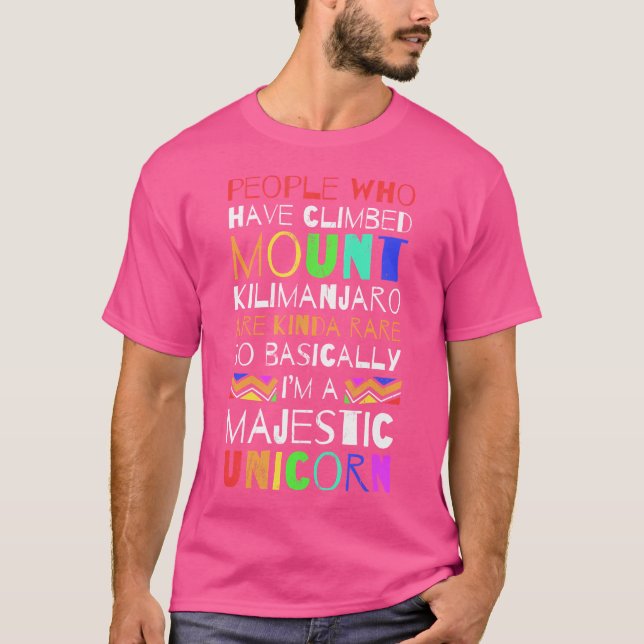 Camiseta Eu Subi O Monte Kilimanjaro Então Eu Sou Basicamen (Frente)