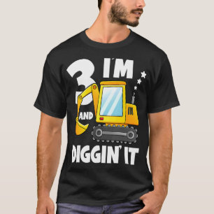 Camiseta Eu tenho 3 anos e escavo 3 anos de aniversário de