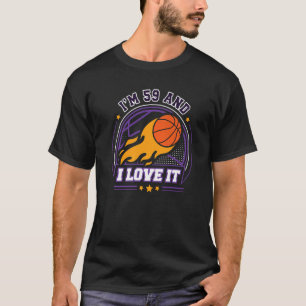Camiseta Eu tenho 59 anos e eu adoro jogar basquete no 59º 