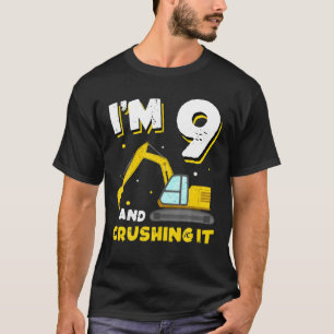 Camiseta Eu Tenho 9 Anos E Esmagando O Escavador 9º Nascim