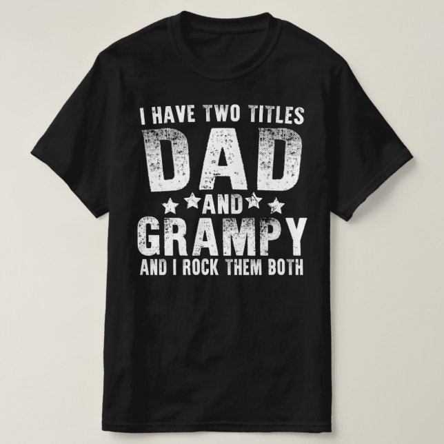 Camiseta eu tenho dois títulos pai e grampo (Frente do Design)