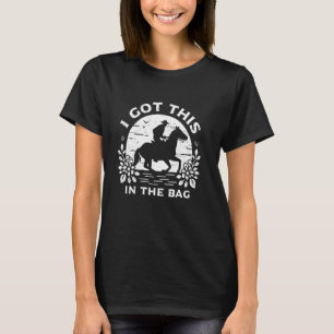 Camiseta Eu Tenho Isso Na Bolsa Cowboy Equitação