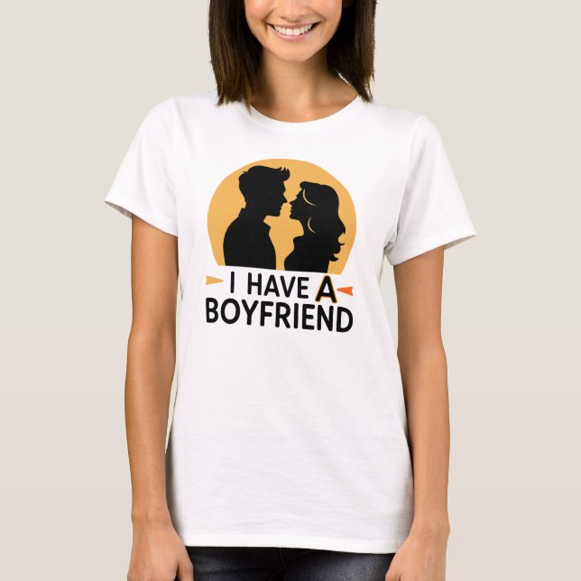 Camiseta Eu tenho um namorado (Frente)