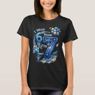 Camiseta Eu tinha 6 agora tenho 7 Aniversário de 7 anos 67 