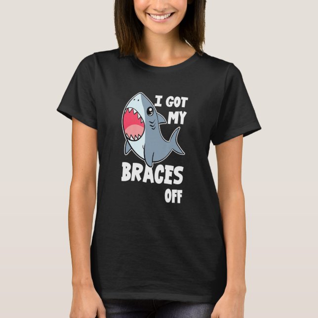 Camiseta Eu Tirei Meus Braços - Dentista Dentária Ortodo (Frente)