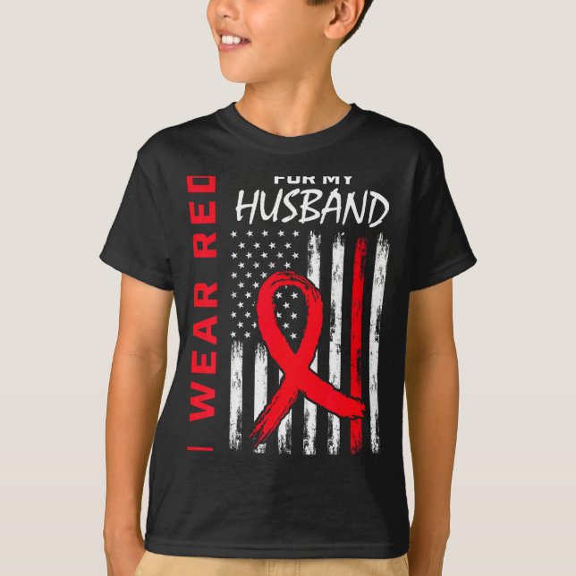 Camiseta Eu Uso Vermelho Para a Conscientização da Doença C (Frente)