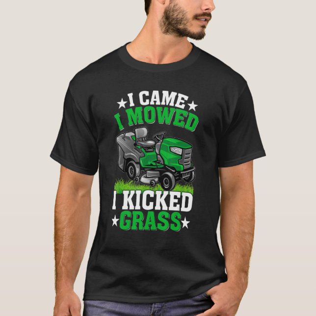 Camiseta Eu Vim Com O Mouche De Grama Engraçado, Com O Pai  (Frente)