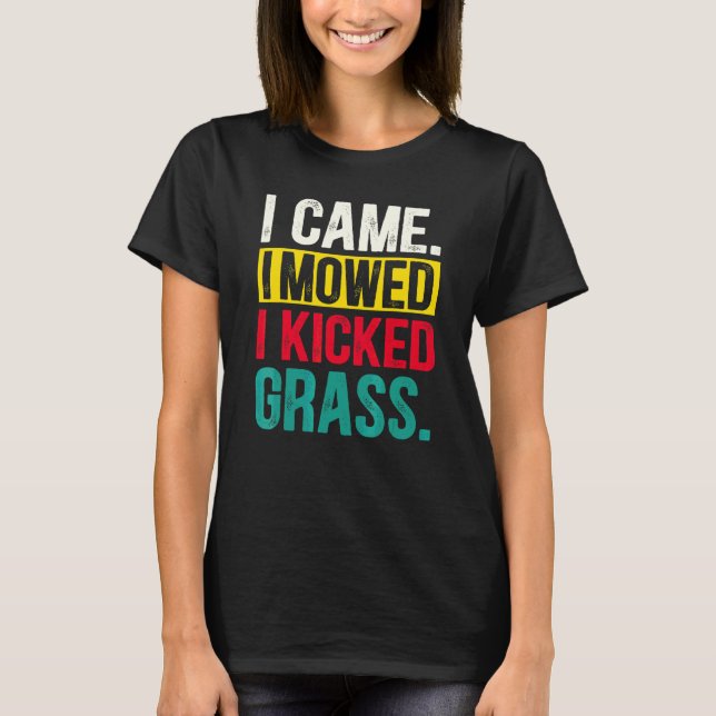 Camiseta Eu Vim Eu Cortei Eu Chutei Grama  Cortando Gramado (Frente)