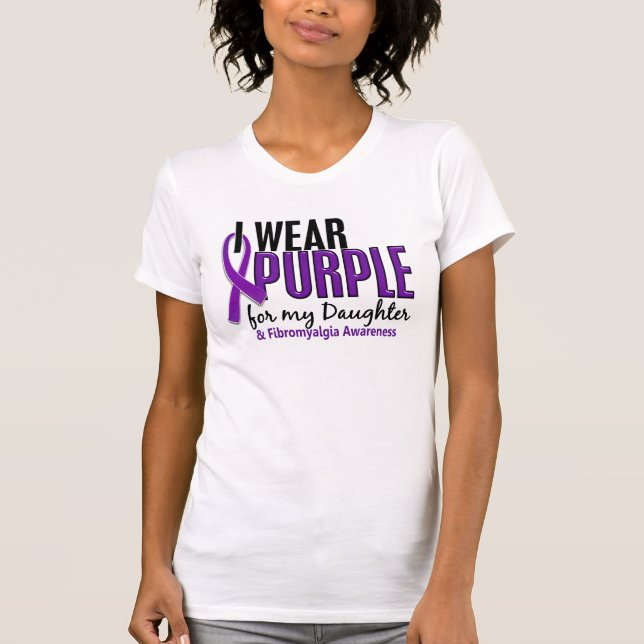 Camiseta Eu visto o roxo para minha fibromialgia da filha (Frente)