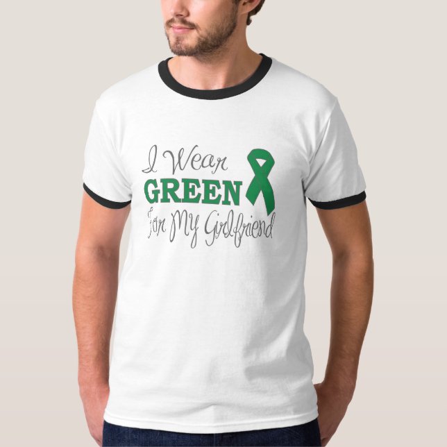 Camiseta Eu visto o verde para meu namorada (a fita verde) (Frente)