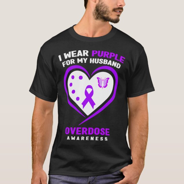 Camiseta Eu Visto Roxo Por Minha Consciência Da Sobredosage (Frente)