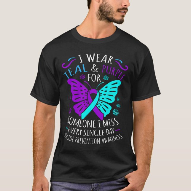 Camiseta Eu Visto Teto E Roxo Para Alguém Que Eu Sinto Falt (Frente)
