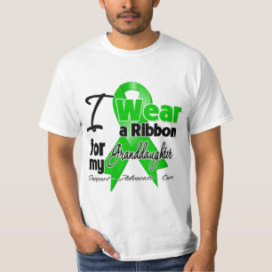 Camiseta Eu Visto uma faixa verde para minha neta