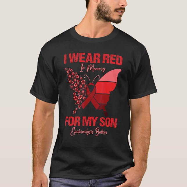 Camiseta Eu Visto Vermelho Na Memória Do Meu Filho Touro De (Frente)