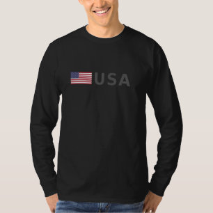 Camiseta EUA com o AMERICAN FLAG em frente à fonte - US FLA
