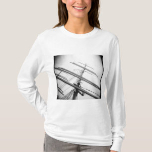 Camiseta EUA, Massachusetts, Boston. Mastros de navio alto.