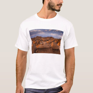 Camiseta EUA; Utah. Vista do Goblin Valley State Park em
