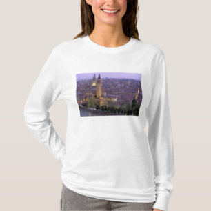 Camiseta Europa, Itália, Veneto, Verona. Vista do Castel