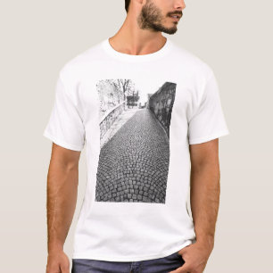 Camiseta Europa, Suíça, Zurique. Rua empedrada,