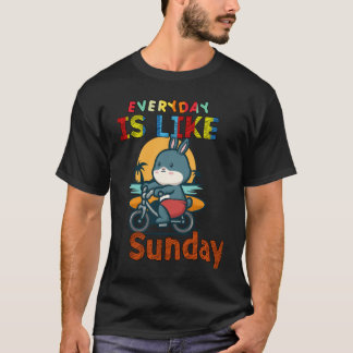 Camiseta Everyday Is Like Sunday Humor Graphic