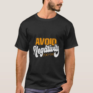 Camiseta Evitar a Equação de Matemática Engraçada por Negat