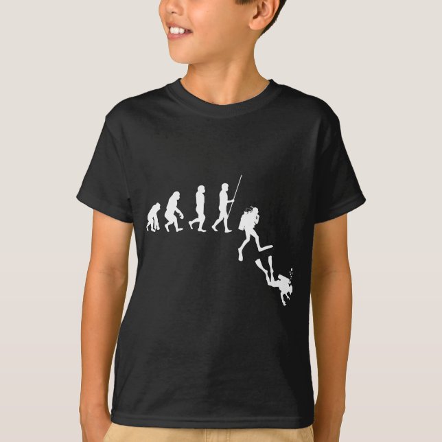 Camiseta Evolução Dividindo da Evolução do Homem Engraçado  (Frente)