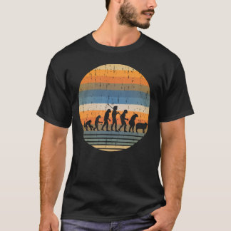 Camiseta Evolução do Homem com Macaco ao Estilo Retroativo 