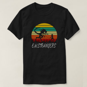 Camiseta Ew Strangers